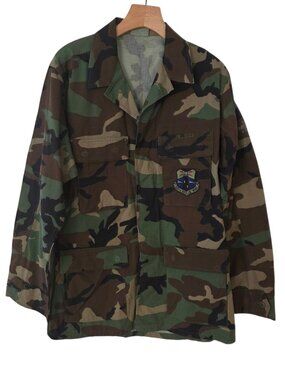 U.S. Air Force Combat BDU Jacket Woodland Camo Patches Removed Sz Small Regular